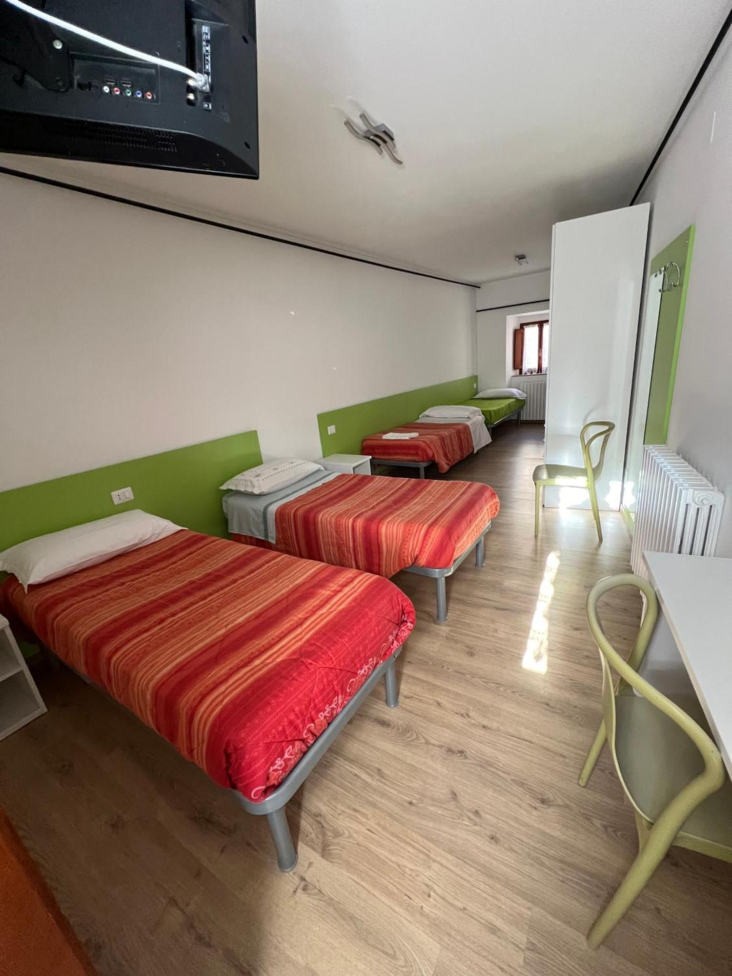 Guerrin Meschino Hotel Montemonaco Eksteriør billede